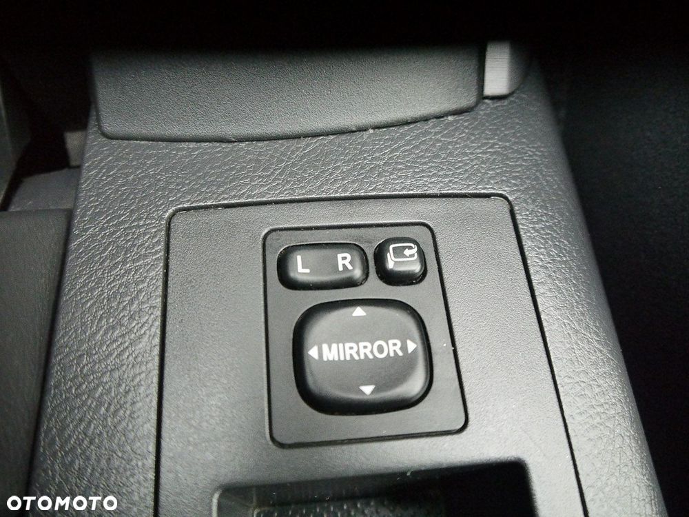 Toyota RAV4 2.0 VVT-i Luna - 29