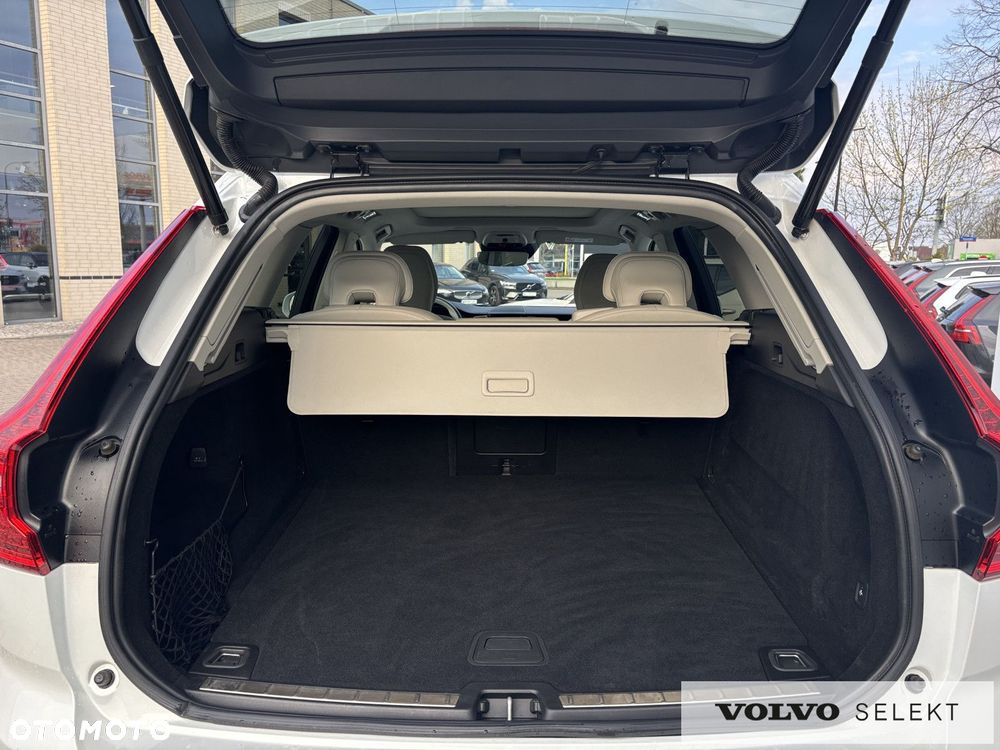 Volvo XC 60 - 25