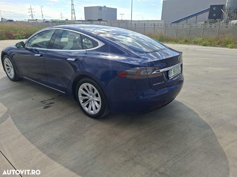 Tesla Model S ver-awd - 9