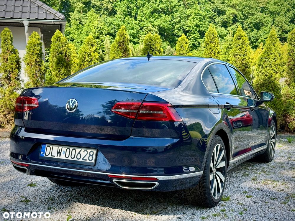 Volkswagen Passat 2.0 TDI 4Mot Elegance DSG - 21