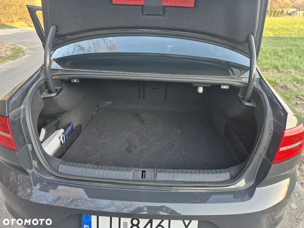 Volkswagen Passat 1.5 TSI EVO Highline DSG - 10