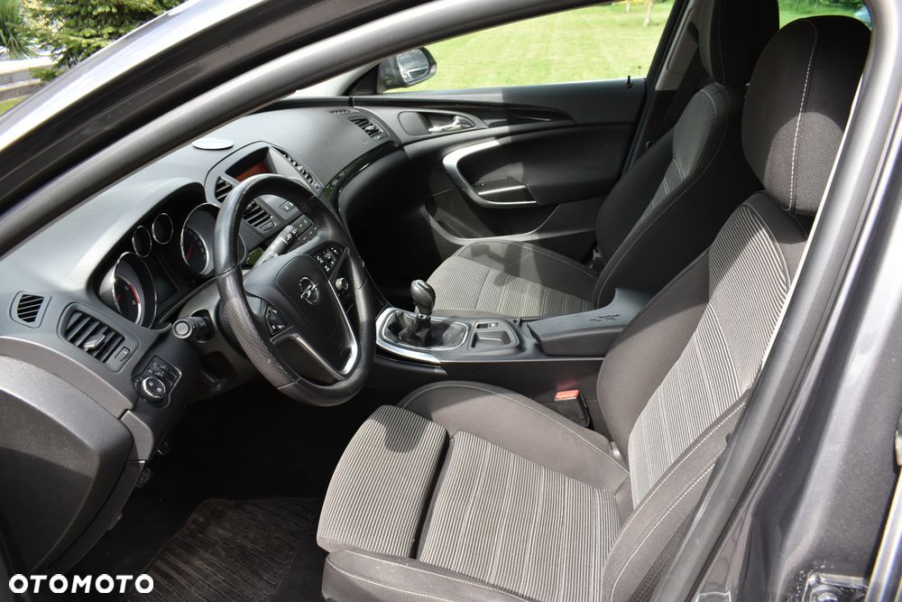 Opel Insignia - 14
