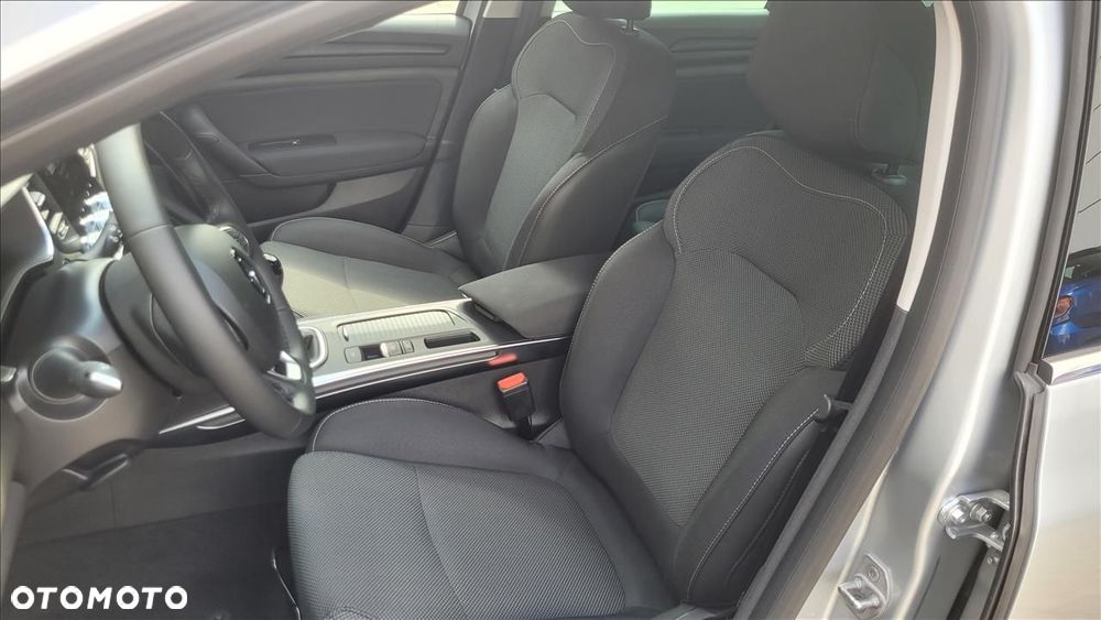 Renault Megane 1.3 TCe Evolution - 10