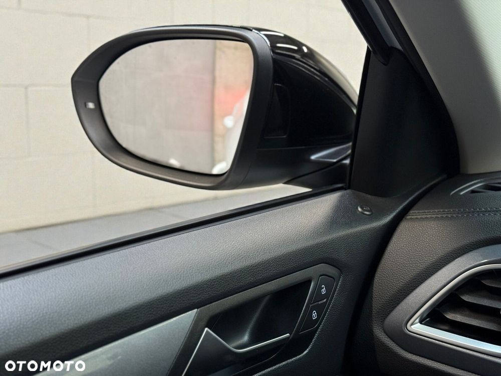 Volkswagen T-Roc 1.5 TSI Style - 18
