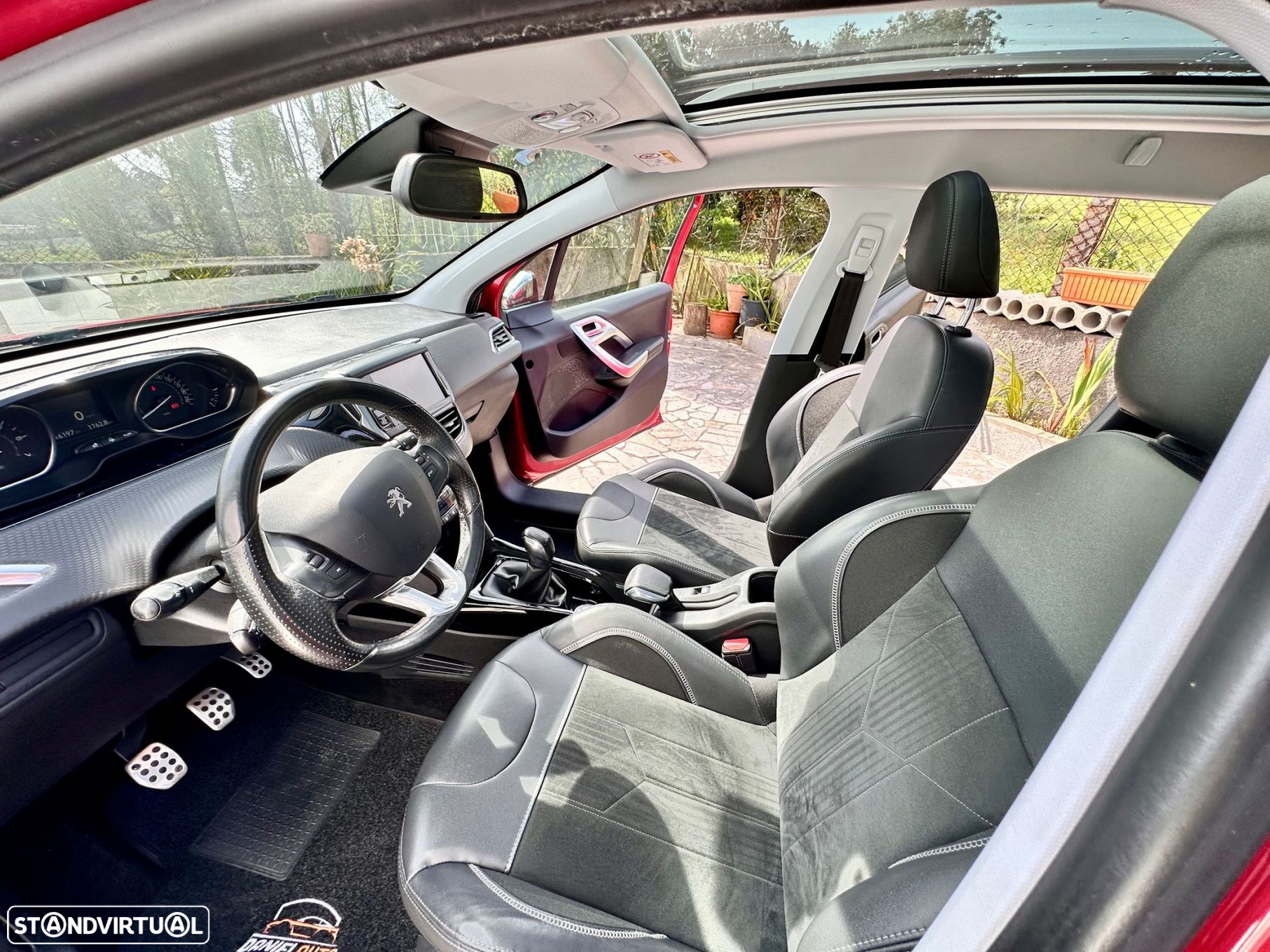 Peugeot 2008 1.2 PureTech Crossway - 15