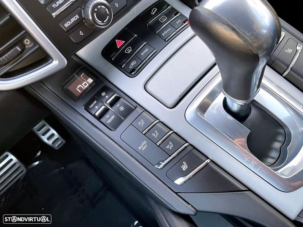 Porsche Cayenne GTS - 21