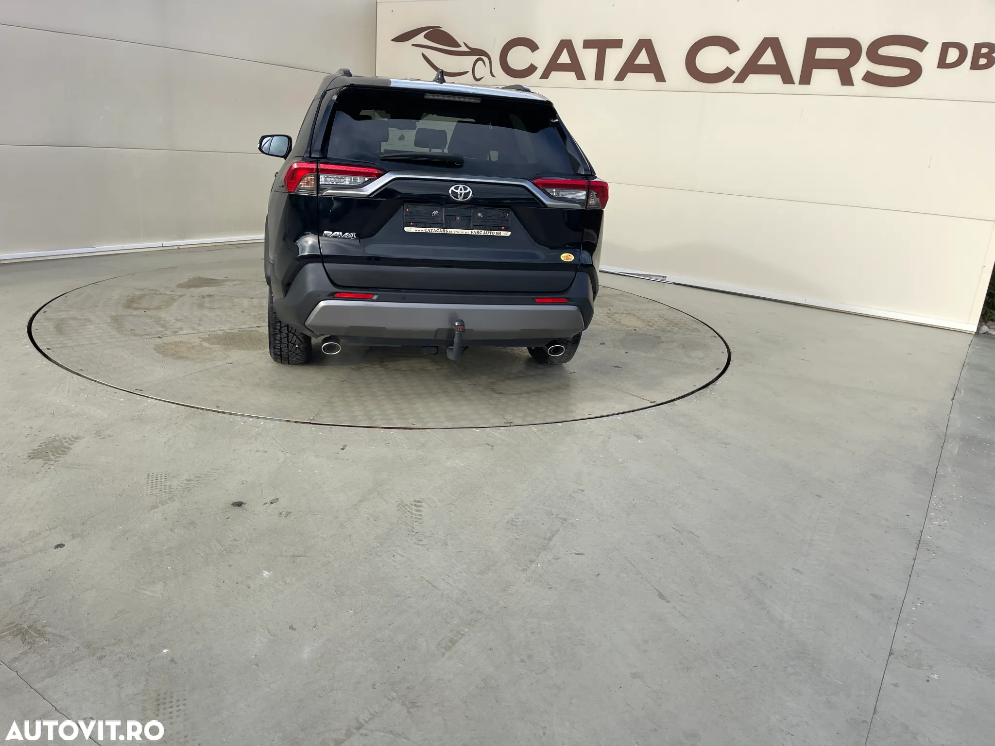 Toyota RAV4 - 12