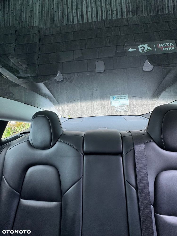 Tesla Model 3 Premium Langstreckenbatterie AWD Dual Motor - 13