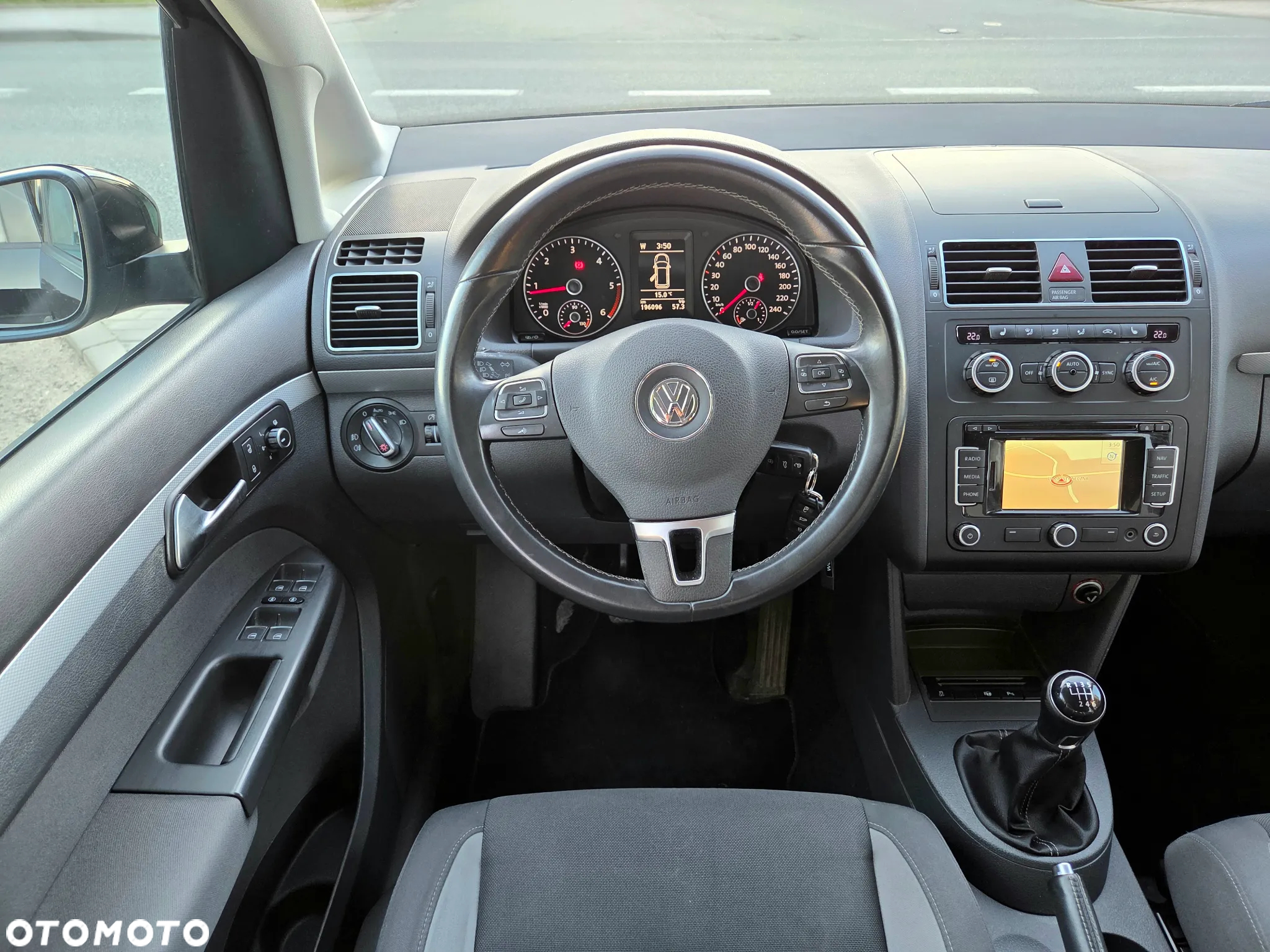Volkswagen Touran 1.6 TDI DPF BlueMotion Technology Life - 14