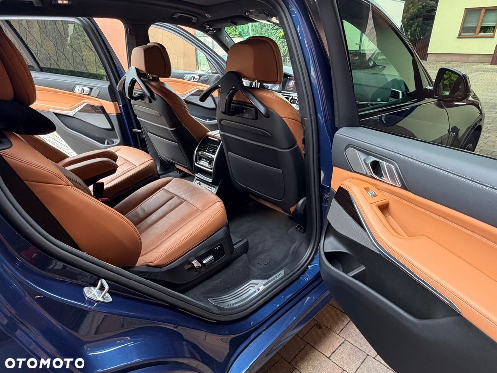 BMW X7 xDrive40i sport - 36