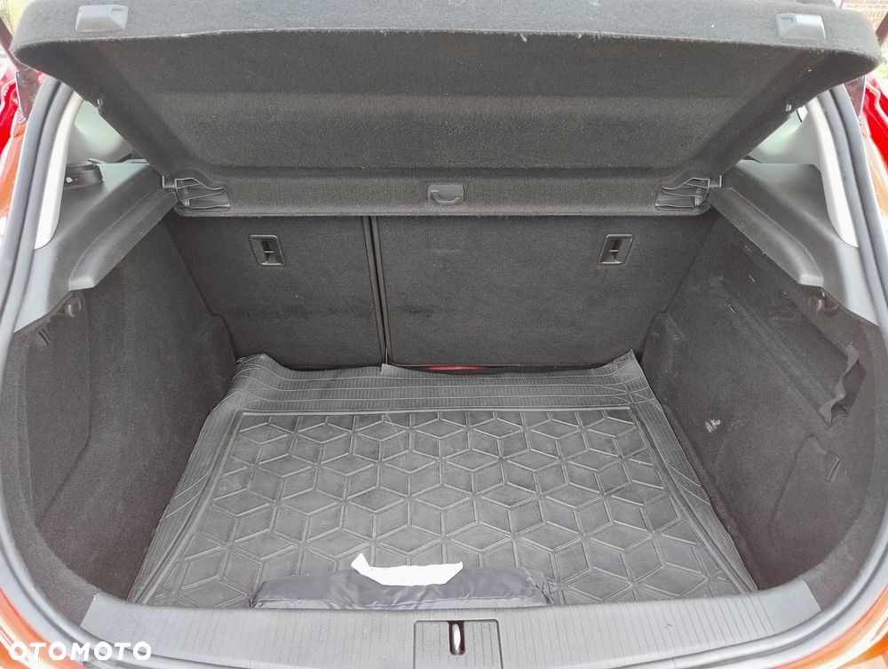 Opel Astra 1.6 Design Edition - 16