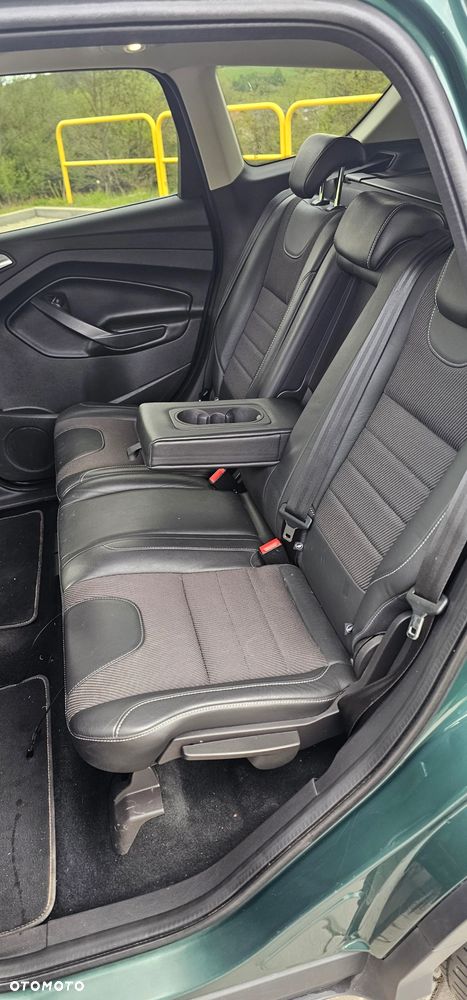 Ford Kuga - 23