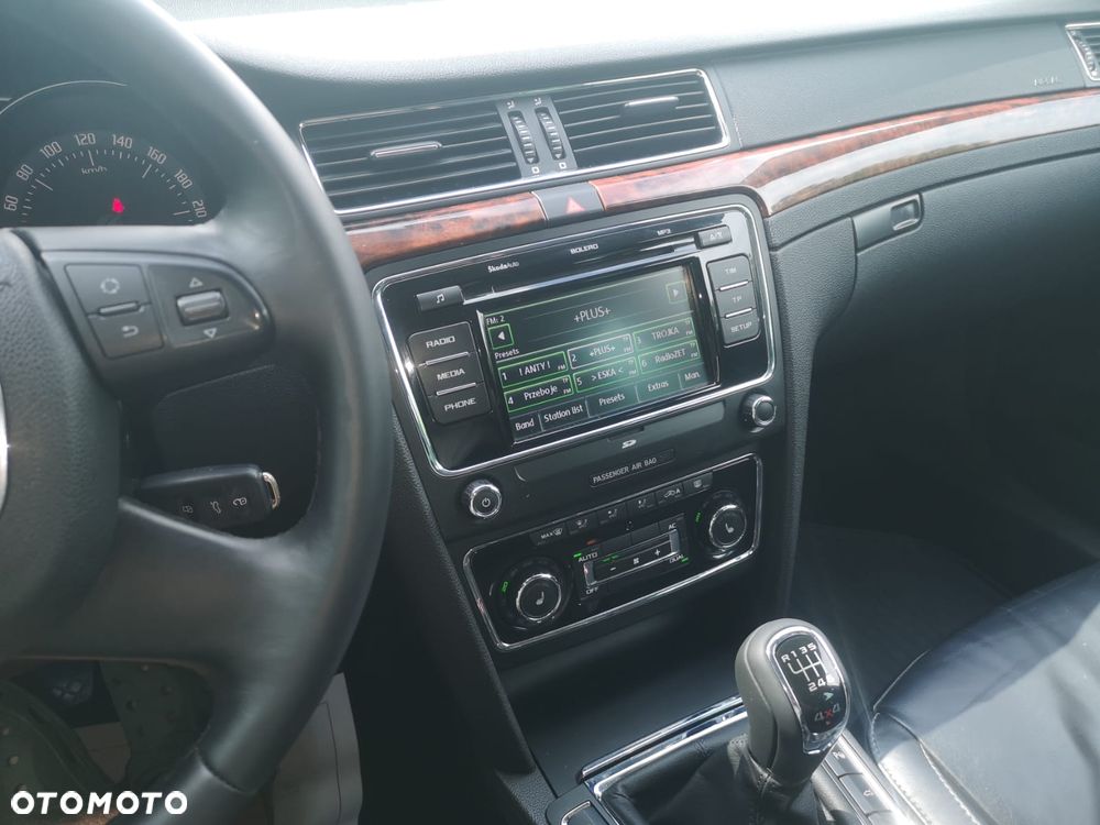 Skoda Superb 2.0 TDI 4x4 Comfort - 14