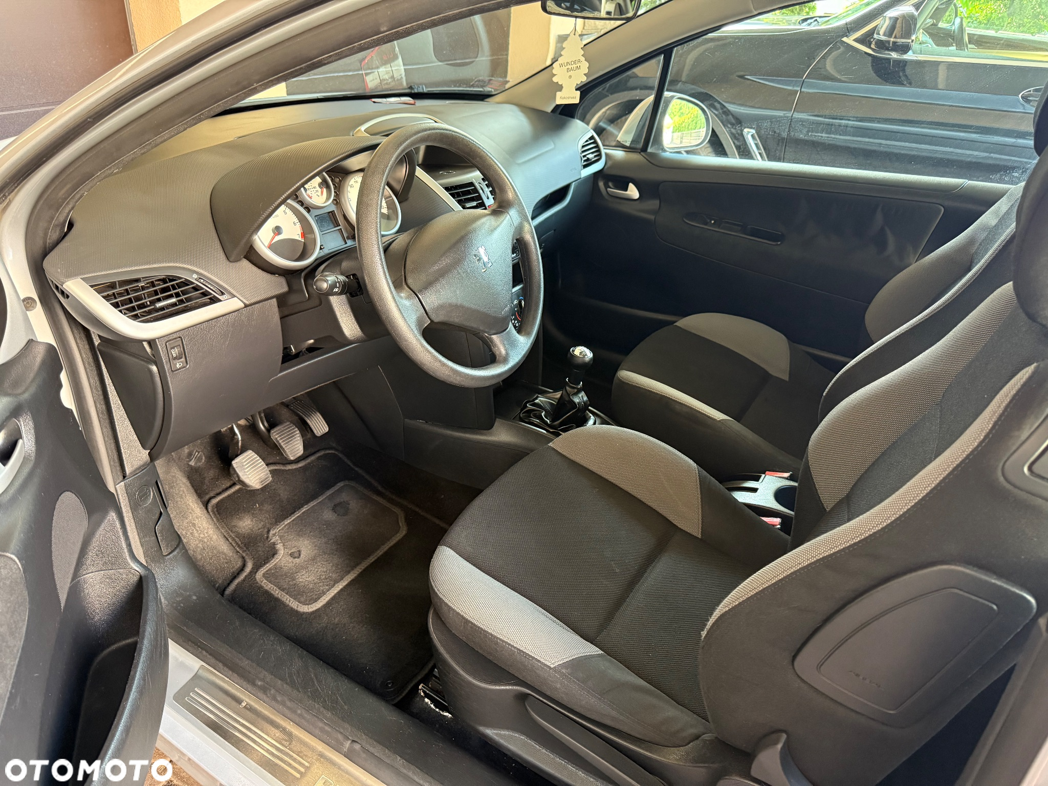 Peugeot 207 1.4 Trendy - 6