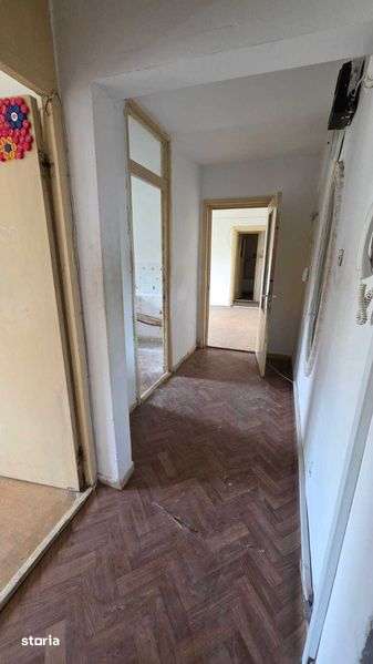 Apartament de vanzare — fotografia 1