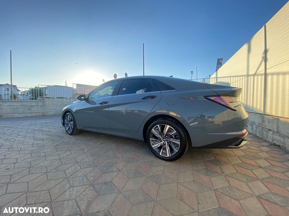 Hyundai Elantra 1.6 l 123 CP 6MT Exclusive - 7
