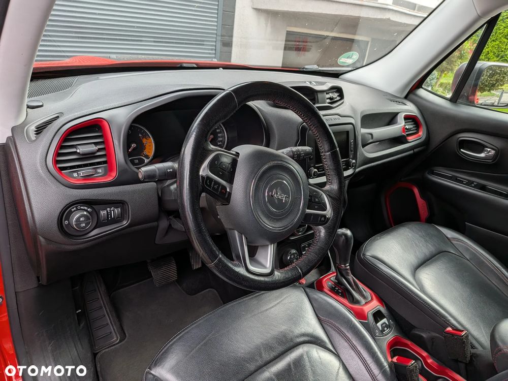 Jeep Renegade - 10