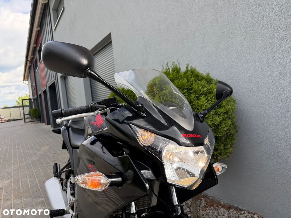 Honda CBR - 16