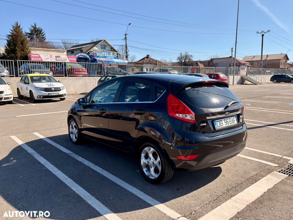 Ford Fiesta - 6