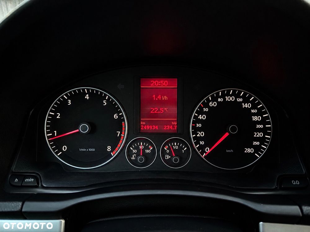 Volkswagen Scirocco 2.0 TSI - 14