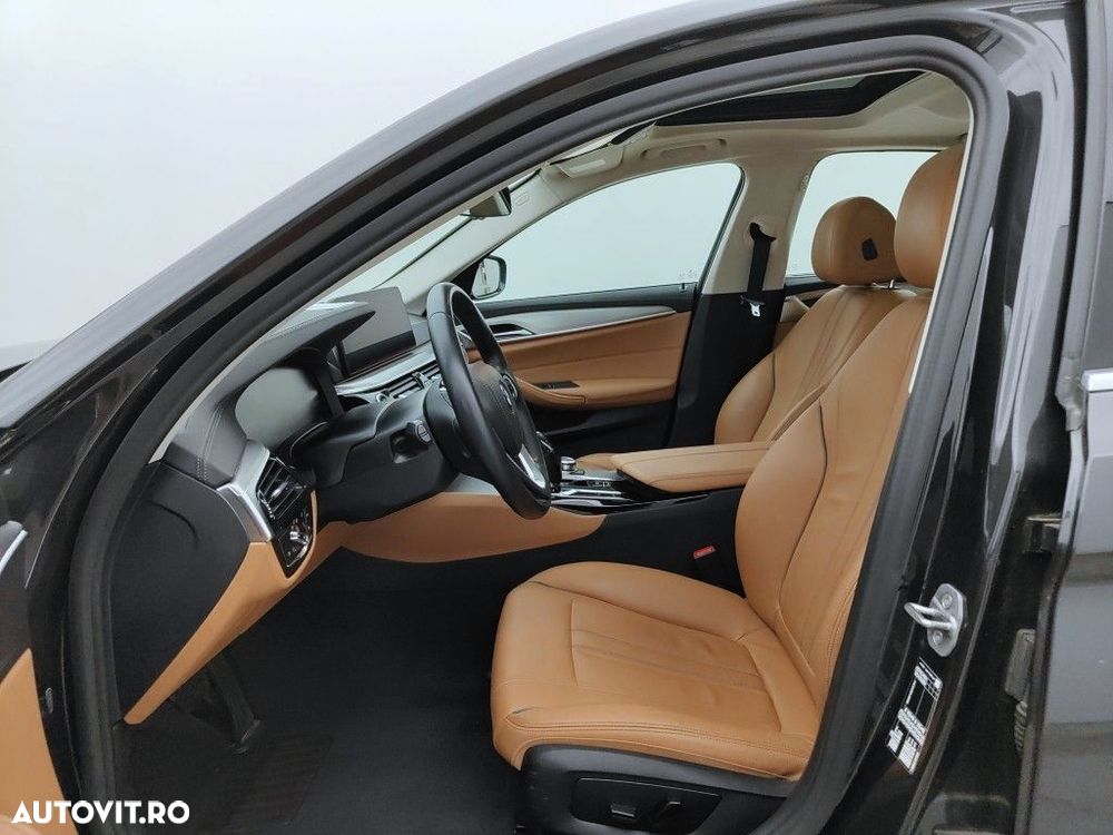 BMW Seria 5 518d AT MHEV - 7