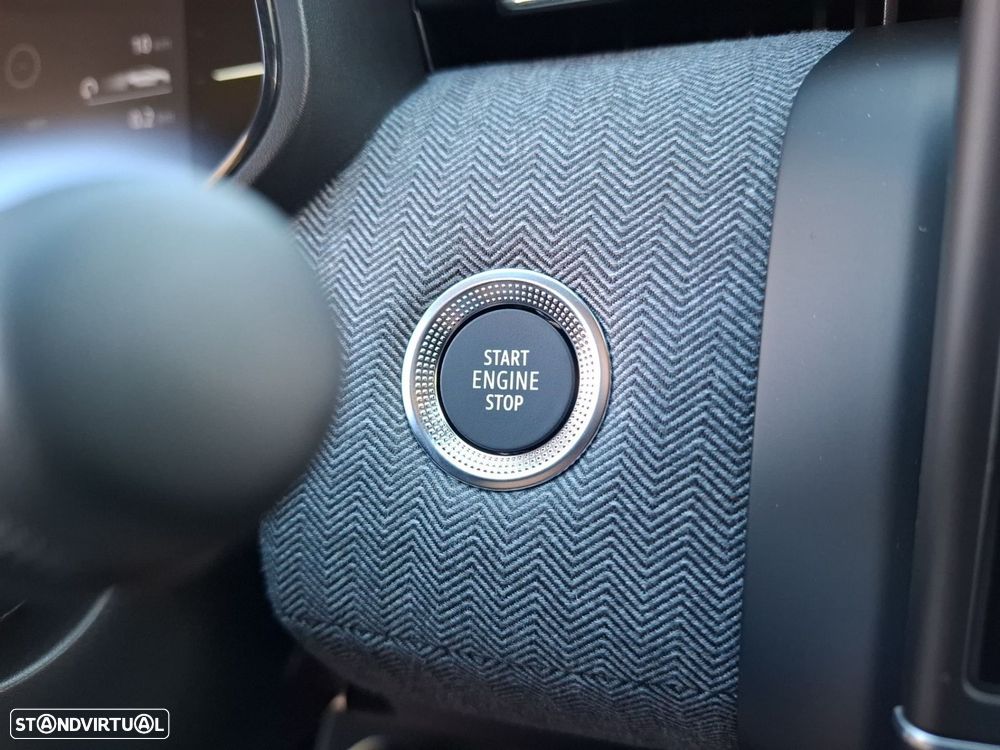 Renault Clio 1.0 TCe Techno Bi-Fuel - 17