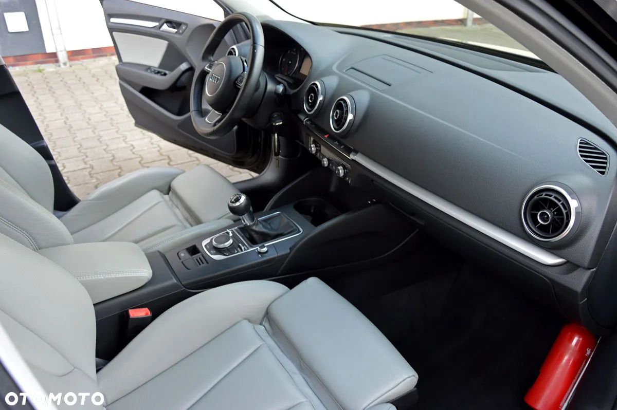 Audi A3 Sportback 1.6 TDI (clean diesel) Ambiente - 21
