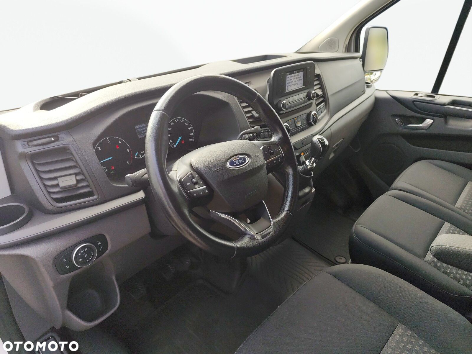 Ford Transit Custom - 9
