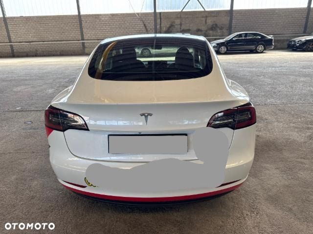 Tesla Model 3 Langstreckenbatterie Allradantrieb Dual Motor - 6