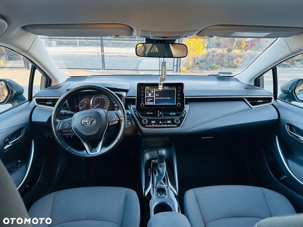 Toyota Corolla 1.8 Hybrid Comfort - 35