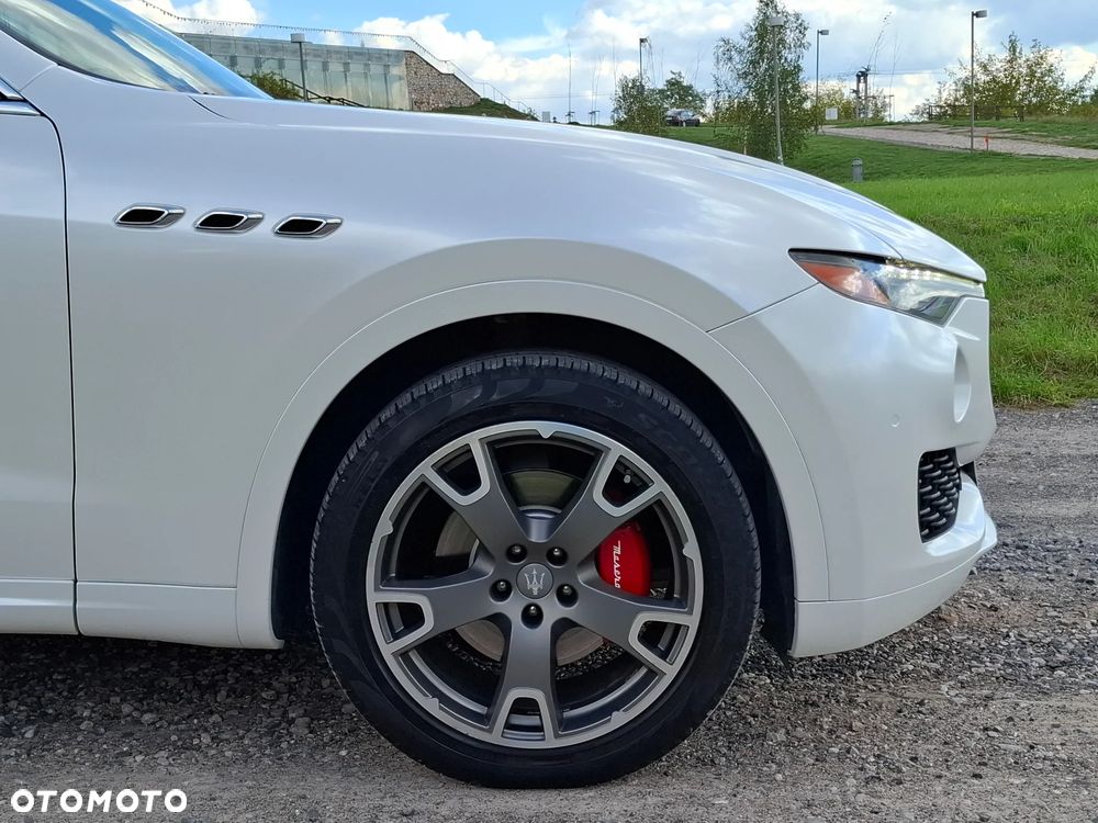 Maserati Levante Q4 - 26
