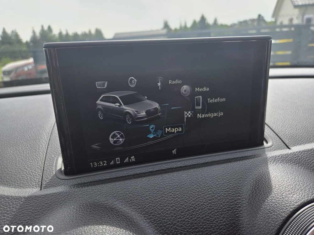 Audi A3 Sportback 2.0 TDI Ambiente - 8