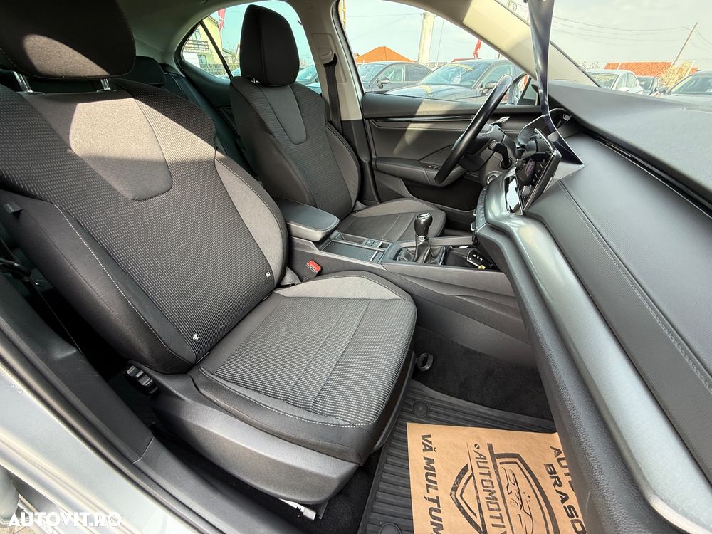 Skoda Octavia 2.0 TDI Ambition - 21