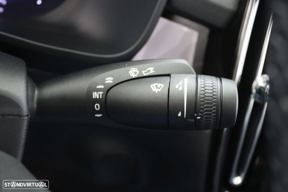 Volvo C40 Recharge 82 kWh Twin Motor Plus - 15