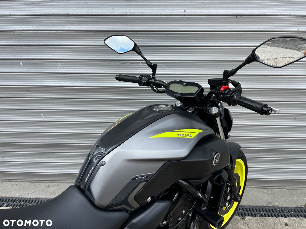 Yamaha MT - 14