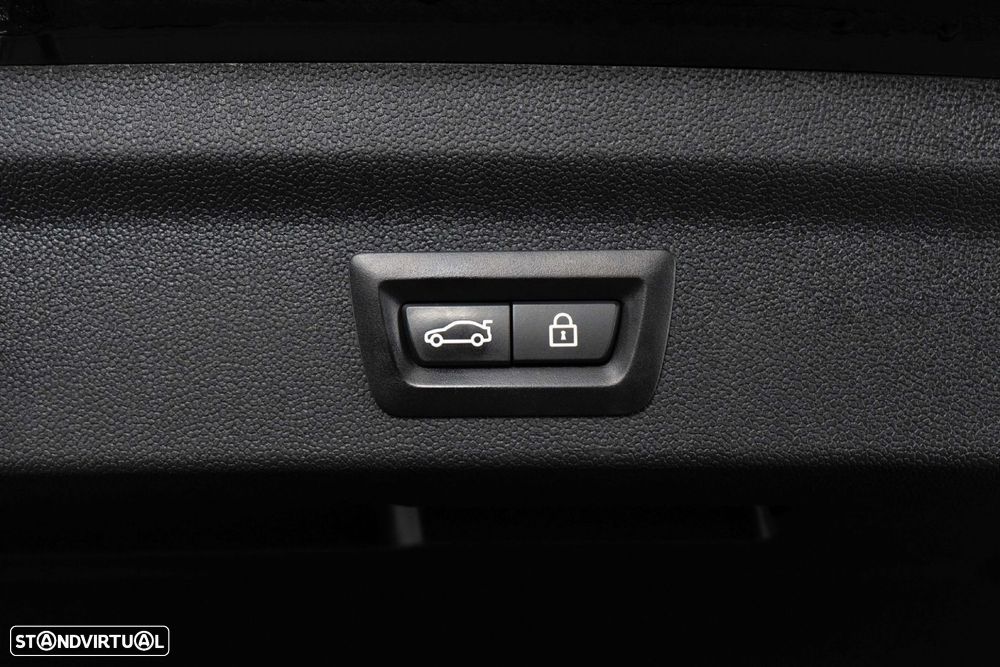 MINI Countryman Cooper SE ALL4 Auto - 15