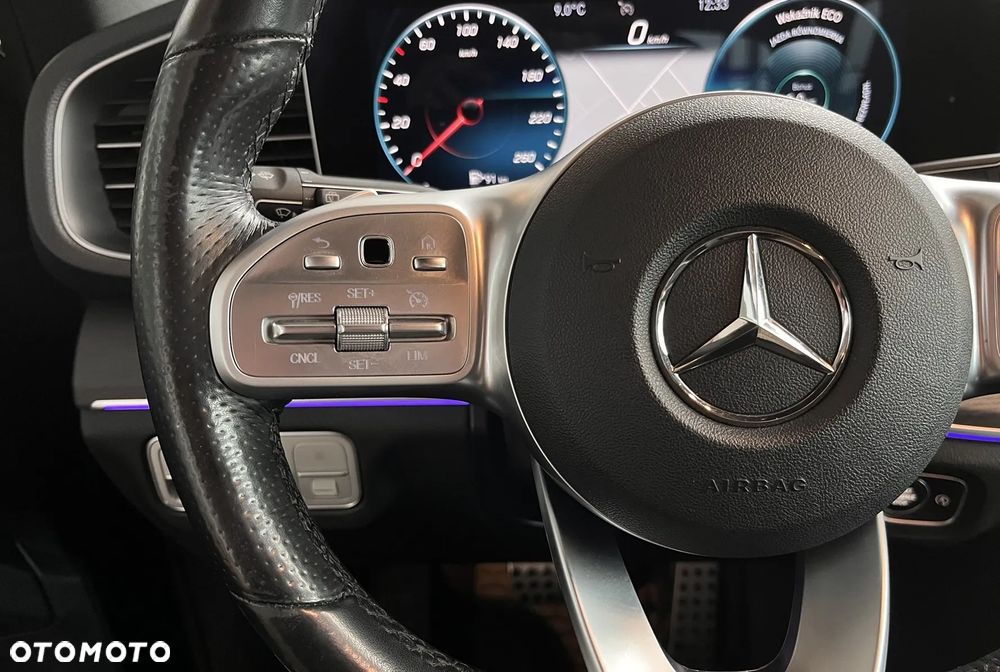 Mercedes-Benz GLE - 12