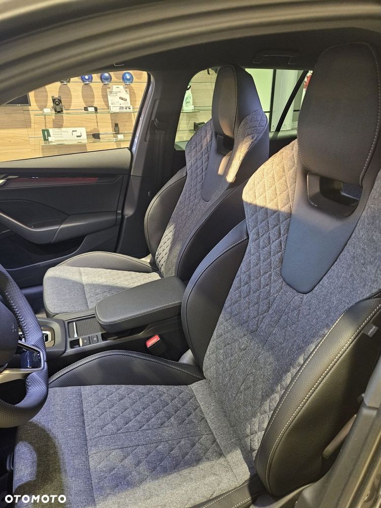 Skoda Octavia 1.5 TSI mHEV Sportline DSG - 7