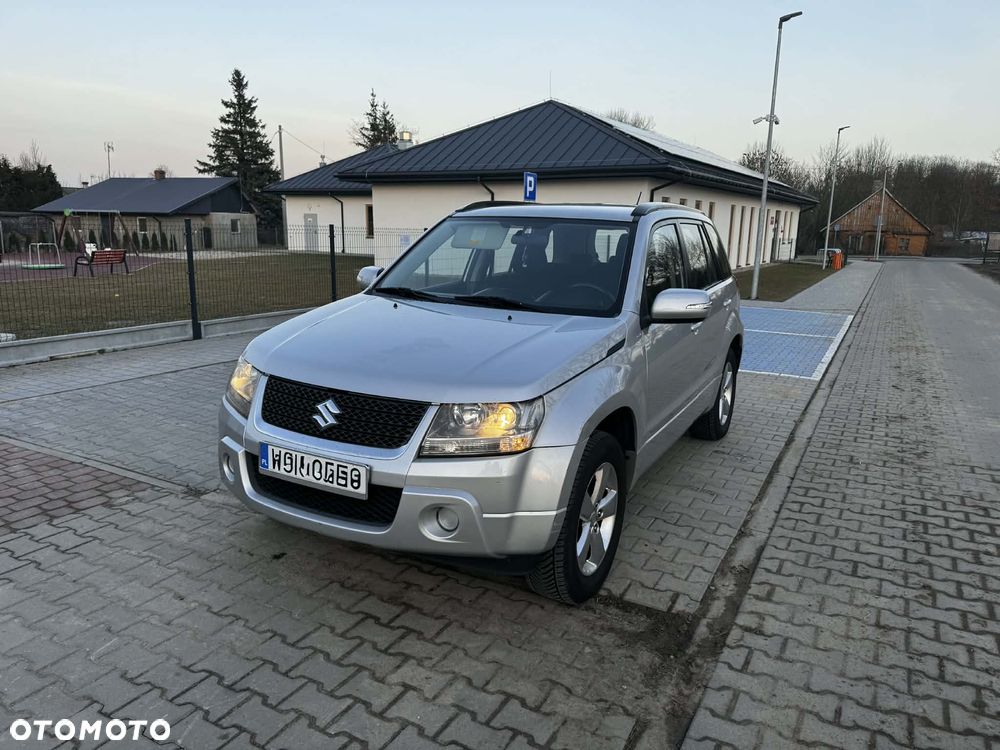 Suzuki Grand Vitara 2.4 Automatik Comfort - 3