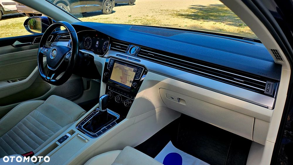 Volkswagen Passat 2.0 TSI BMT Highline DSG - 39