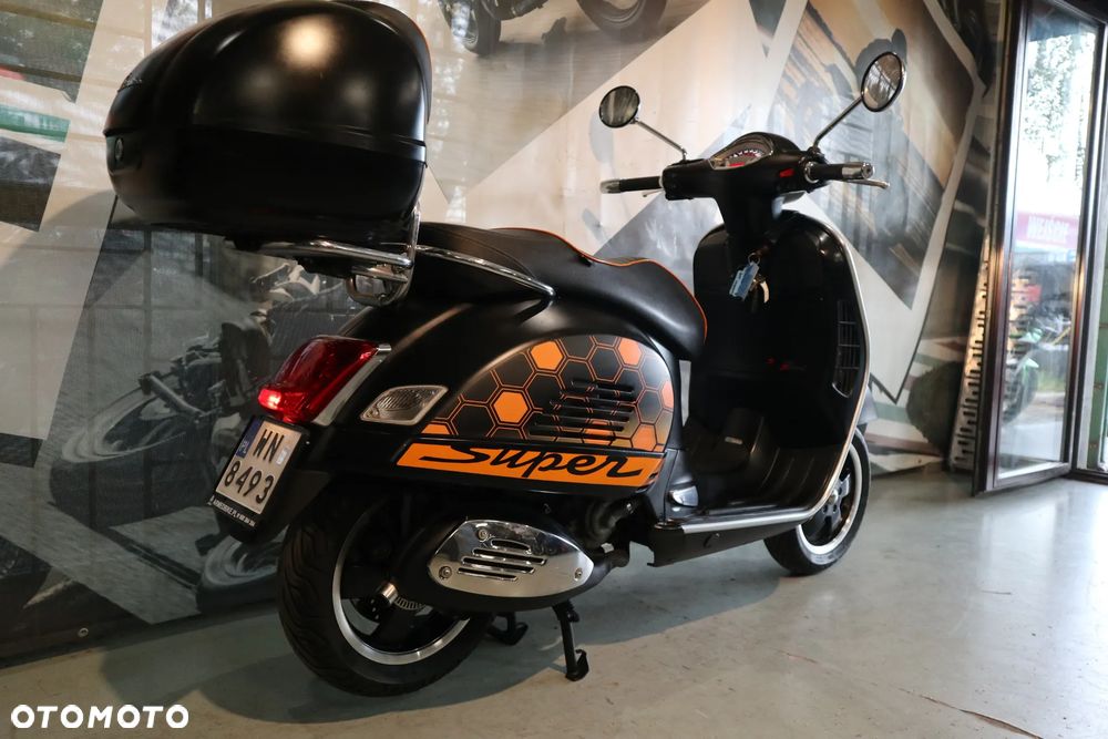 Piaggio Vespa - 6