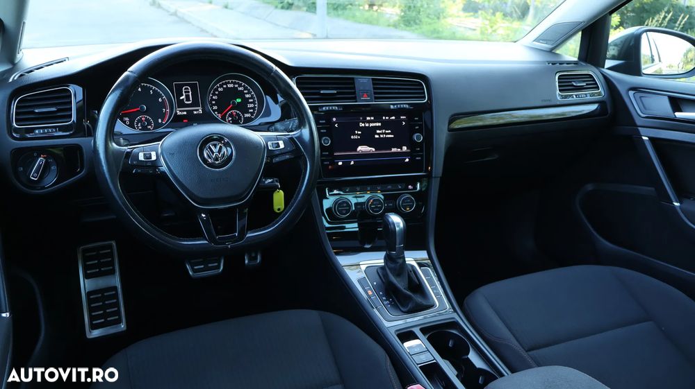 Volkswagen Golf 1.5 TSI ACT DSG Sound - 8