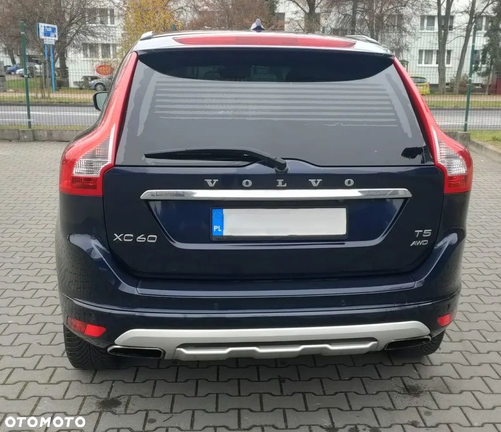 Volvo XC 60 T5 AWD Drive-E Summum - 2
