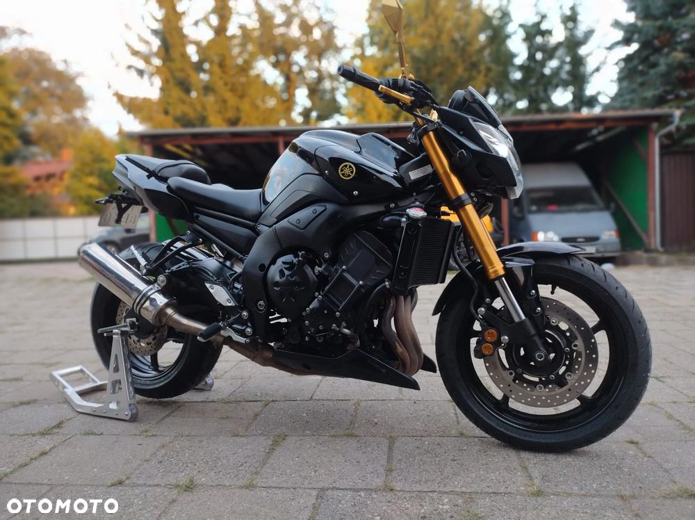 Yamaha FZ8 - 12