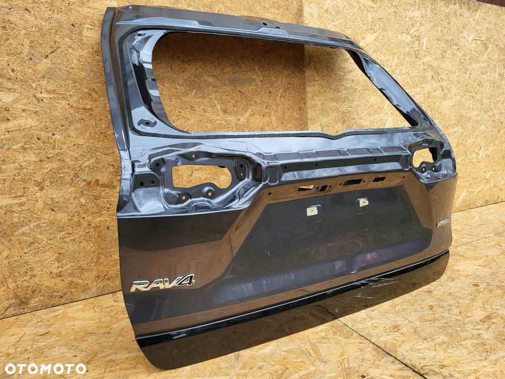 TOYOTA RAV4 V HYBRID KLAPA BAGAŻNIKA - 3