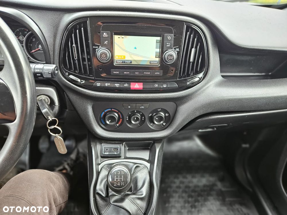 Fiat Doblo 1.3 MJ 95KM / Furgon / Klima / 3-osobowy / - 16