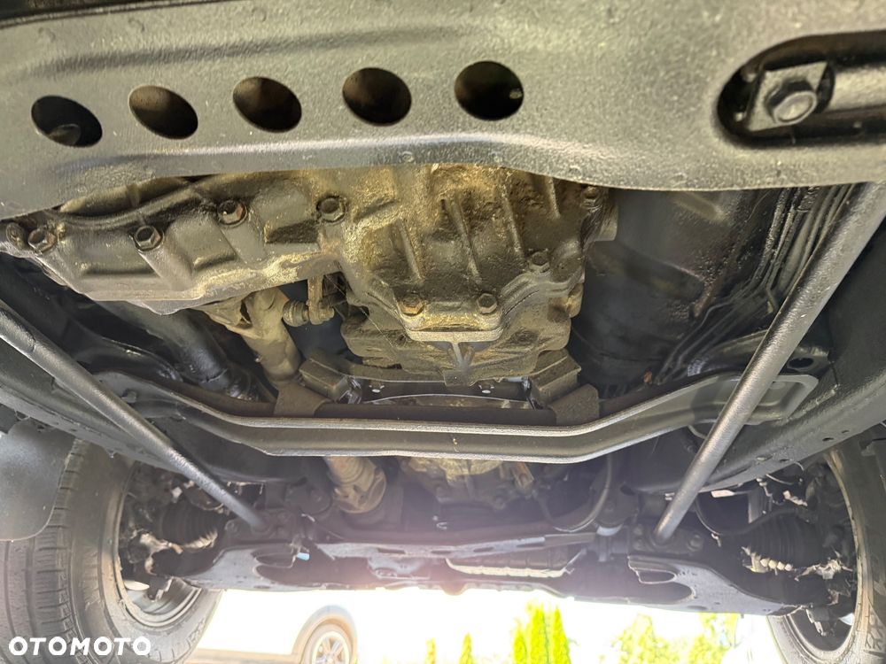 Nissan Pickup 2.5 TDi Comfort - 30