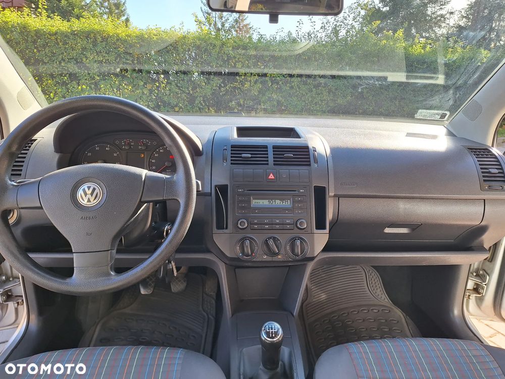 Volkswagen Polo 1.2 Tour Edition - 21