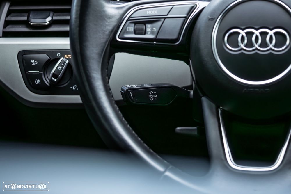 Audi A4 Avant 35 TDI S tronic - 26