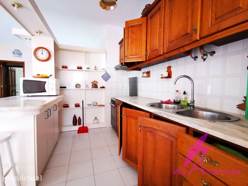 Apartamento T1 Mobilado a 2 Minutos da Praia da Amorosa - Grande imagem: 5/15